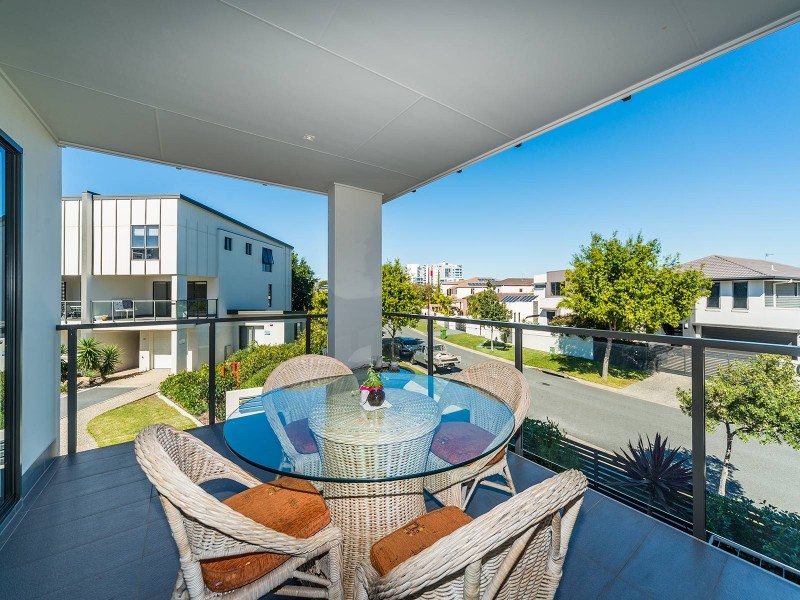 1/61 East Quay Drive, Biggera Waters QLD 4216