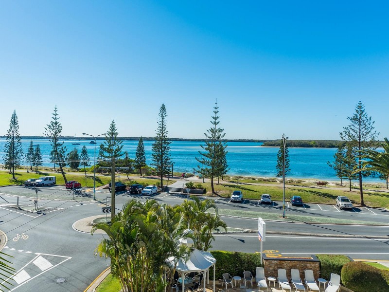 42/484-488 Marine Parade, Biggera Waters QLD 4216