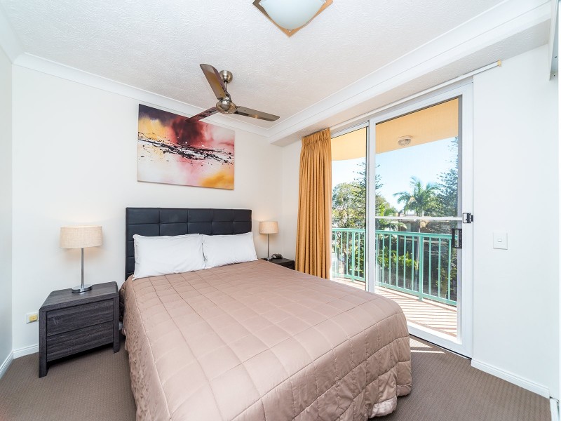 42/484-488 Marine Parade, Biggera Waters QLD 4216