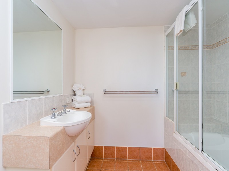 42/484-488 Marine Parade, Biggera Waters QLD 4216