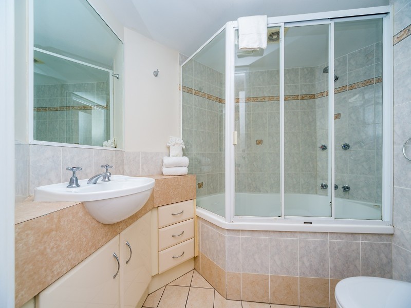 42/484-488 Marine Parade, Biggera Waters QLD 4216