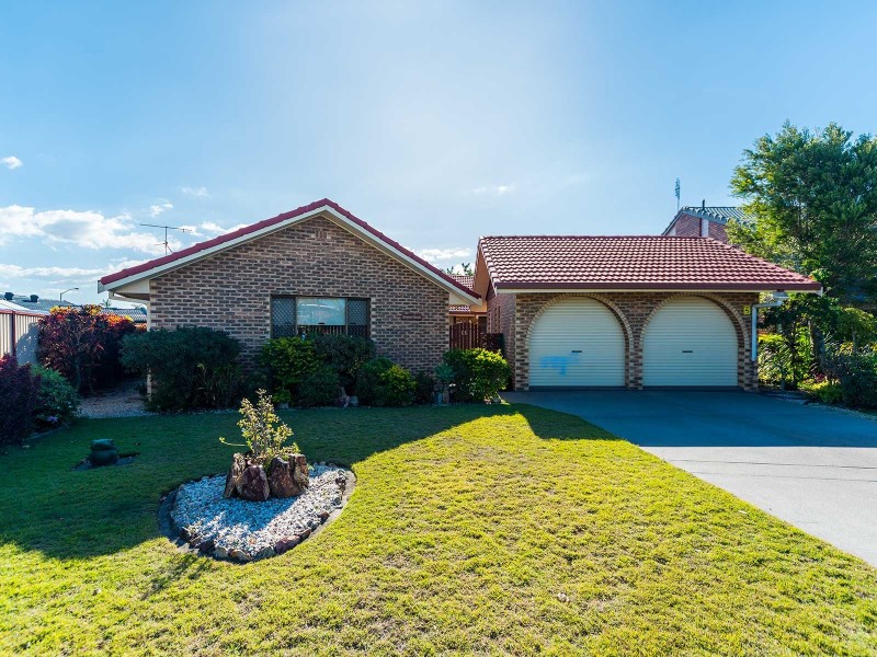 13 Rabaul Avenue, Runaway Bay QLD 4216