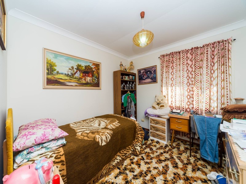 13 Rabaul Avenue, Runaway Bay QLD 4216