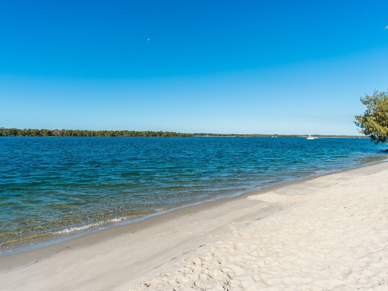 13 Rabaul Avenue, Runaway Bay QLD 4216