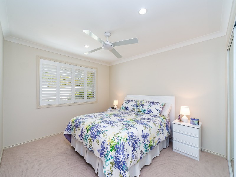 25 Fitzalan Circuit, Arundel QLD 4214