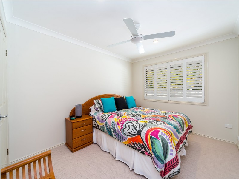 25 Fitzalan Circuit, Arundel QLD 4214