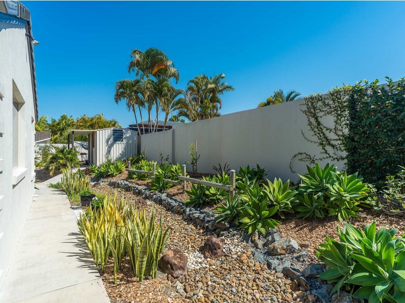 25 Fitzalan Circuit, Arundel QLD 4214