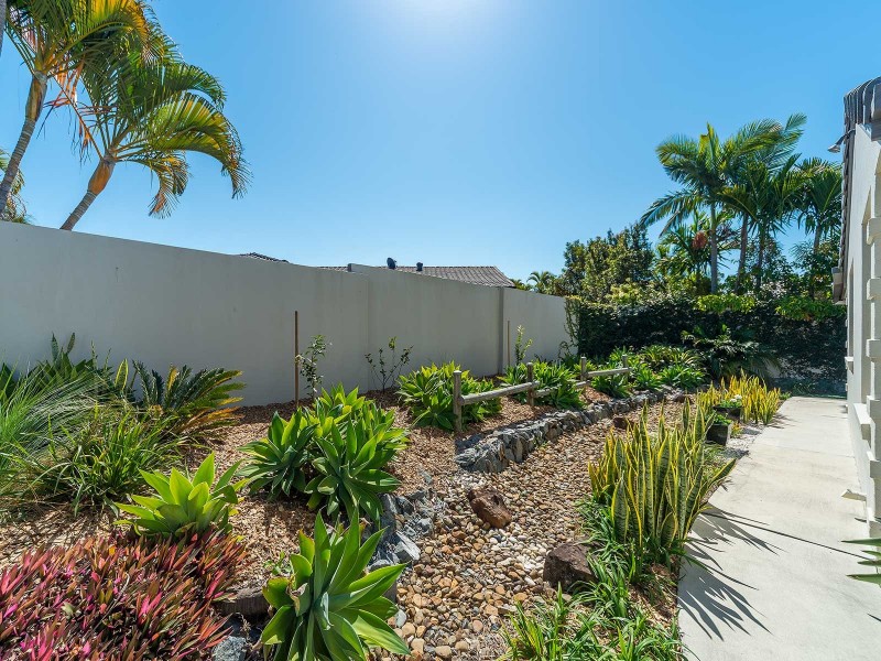 25 Fitzalan Circuit, Arundel QLD 4214