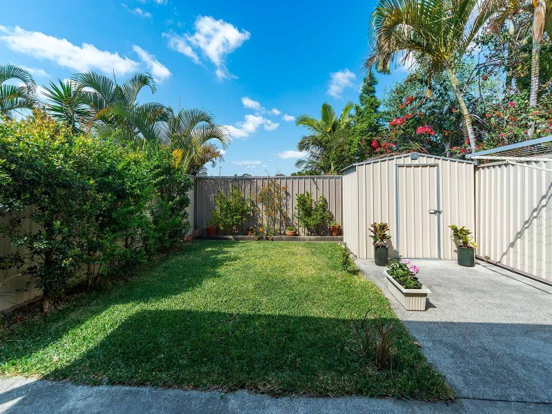 10/14 Liam Court, Labrador QLD 4215