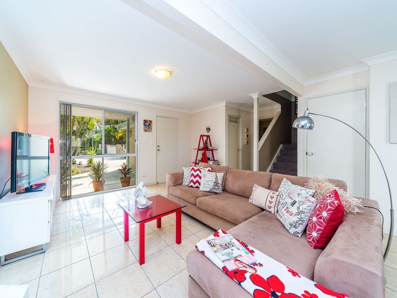 10/14 Liam Court, Labrador QLD 4215