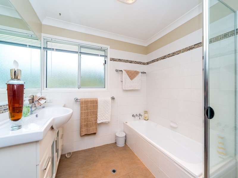 10/14 Liam Court, Labrador QLD 4215