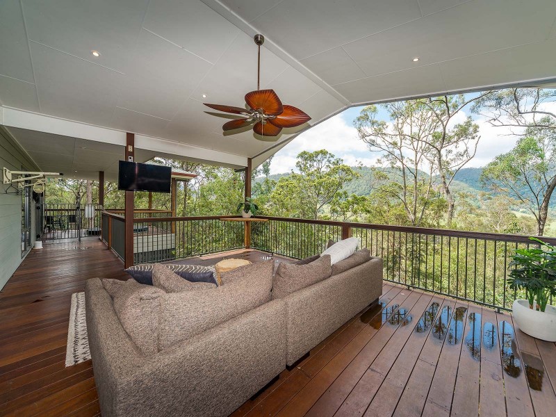 1011 Tamborine-Oxenford Road, Wongawallan QLD 4210