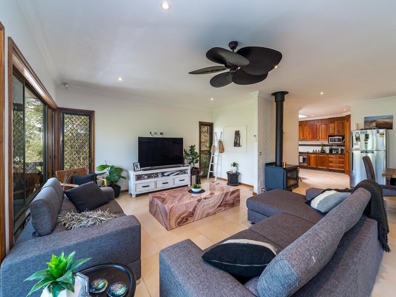 1011 Tamborine-Oxenford Road, Wongawallan QLD 4210