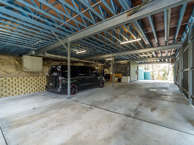 1011 Tamborine-Oxenford Road, Wongawallan QLD 4210