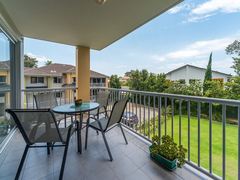 10/22 Oleander Avenue, Biggera Waters QLD 4216