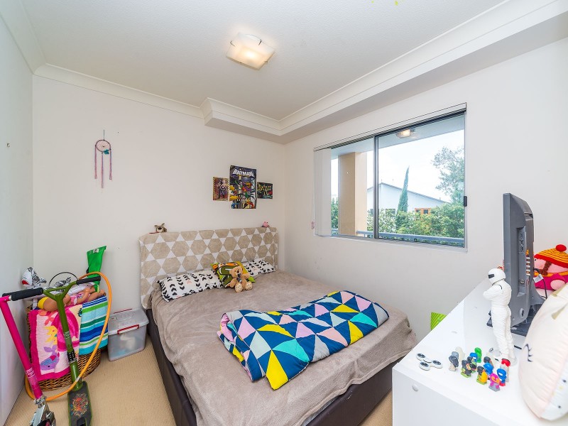 10/22 Oleander Avenue, Biggera Waters QLD 4216
