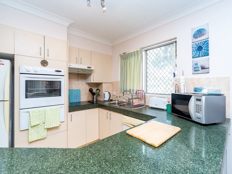 18/22 Jennifer Avenue, Runaway Bay QLD 4216