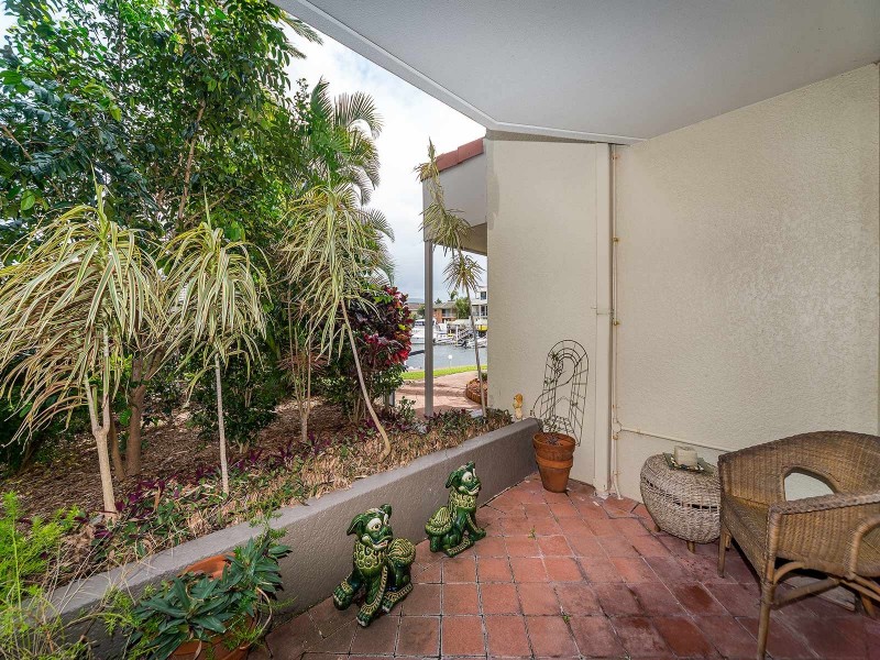 18/22 Jennifer Avenue, Runaway Bay QLD 4216