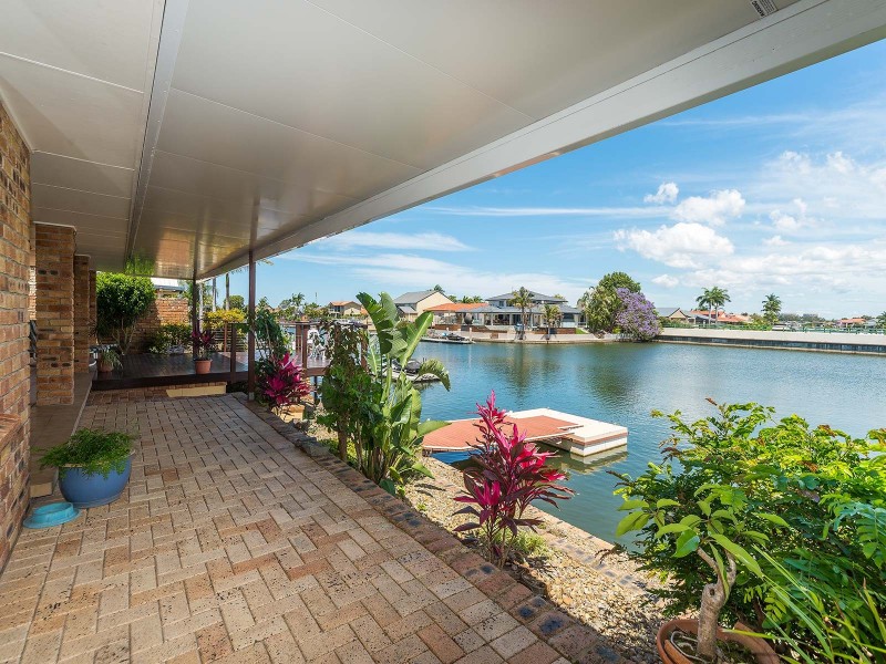 86 Lae Drive, Runaway Bay QLD 4216