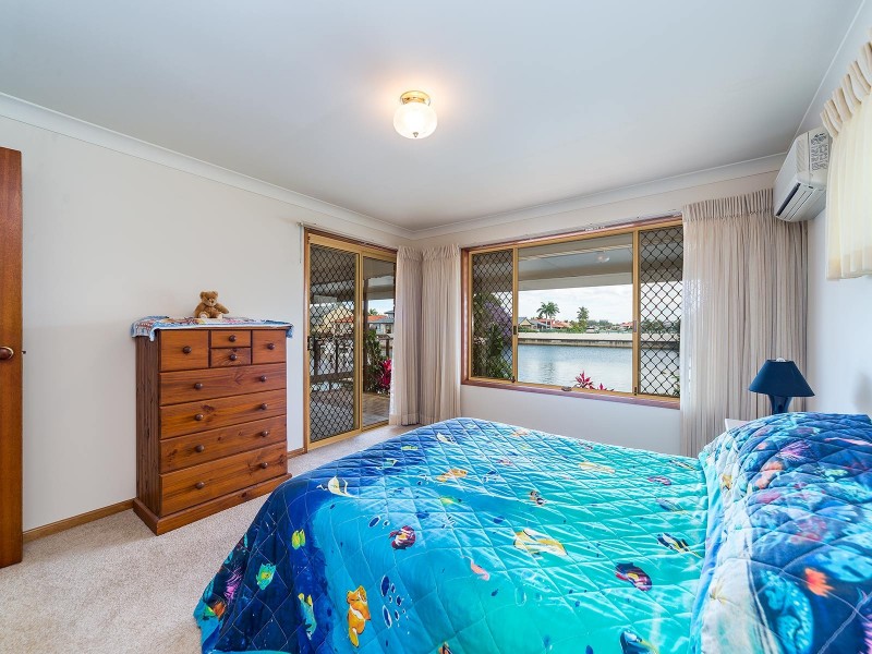 86 Lae Drive, Runaway Bay QLD 4216