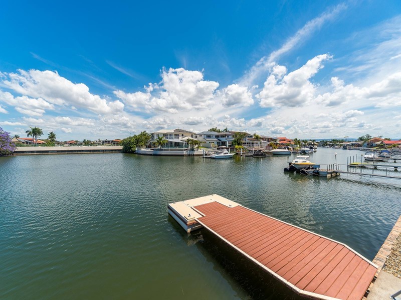 86 Lae Drive, Runaway Bay QLD 4216