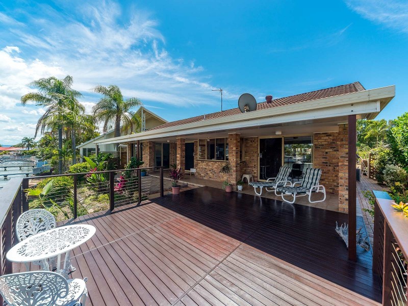 86 Lae Drive, Runaway Bay QLD 4216