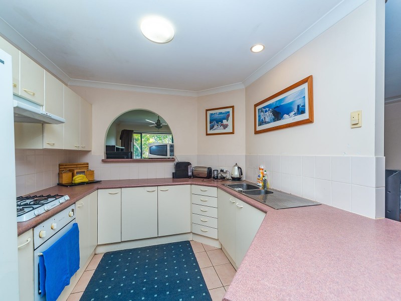 11 Leonardo Circuit, Coombabah QLD 4216