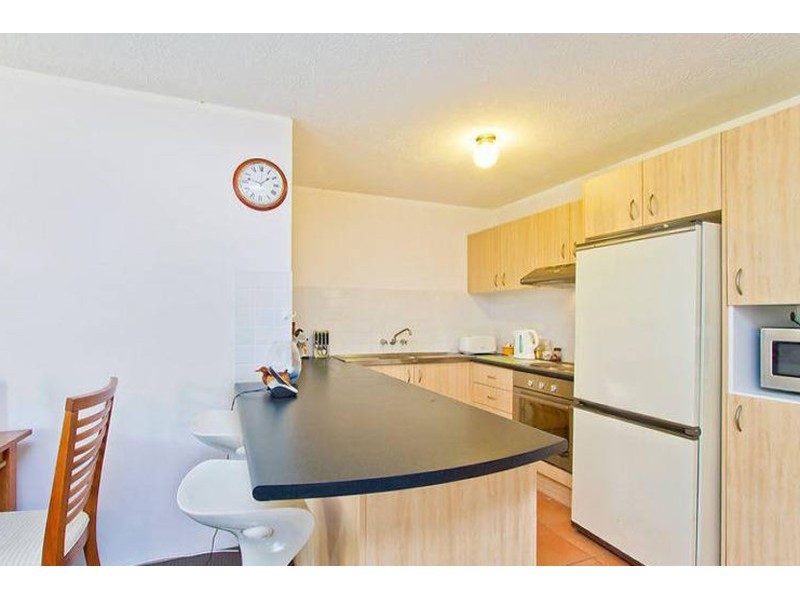 1/159 Muir Street, Labrador QLD 4215