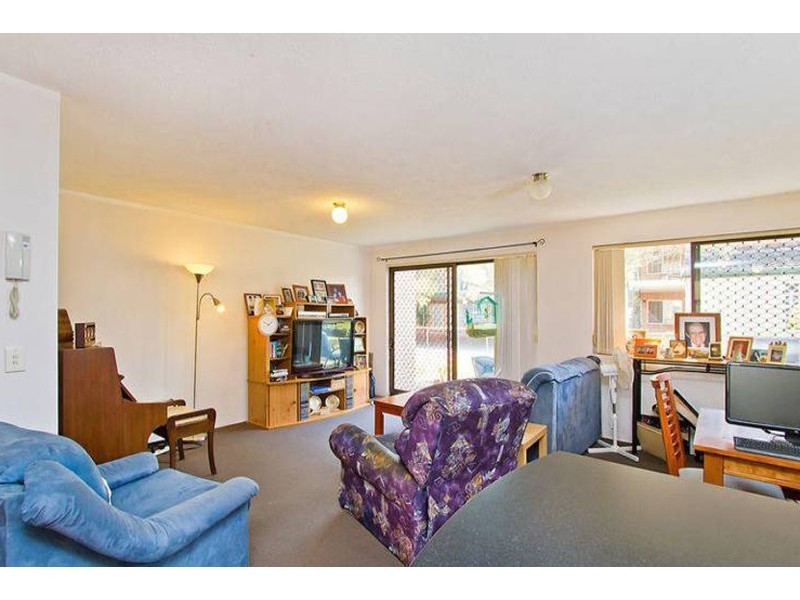 1/159 Muir Street, Labrador QLD 4215