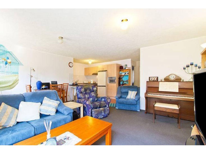 1/159 Muir Street, Labrador QLD 4215