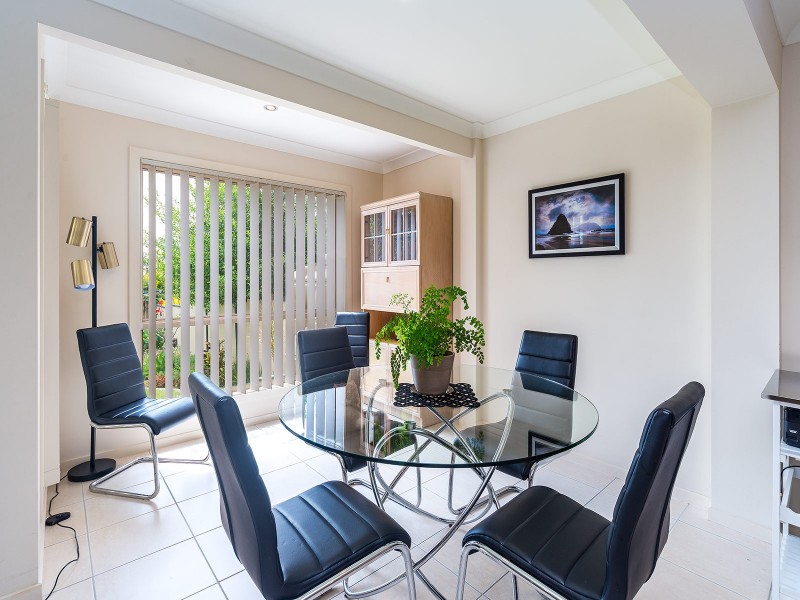 2/15 Ashbourne Terrace, Biggera Waters QLD 4216