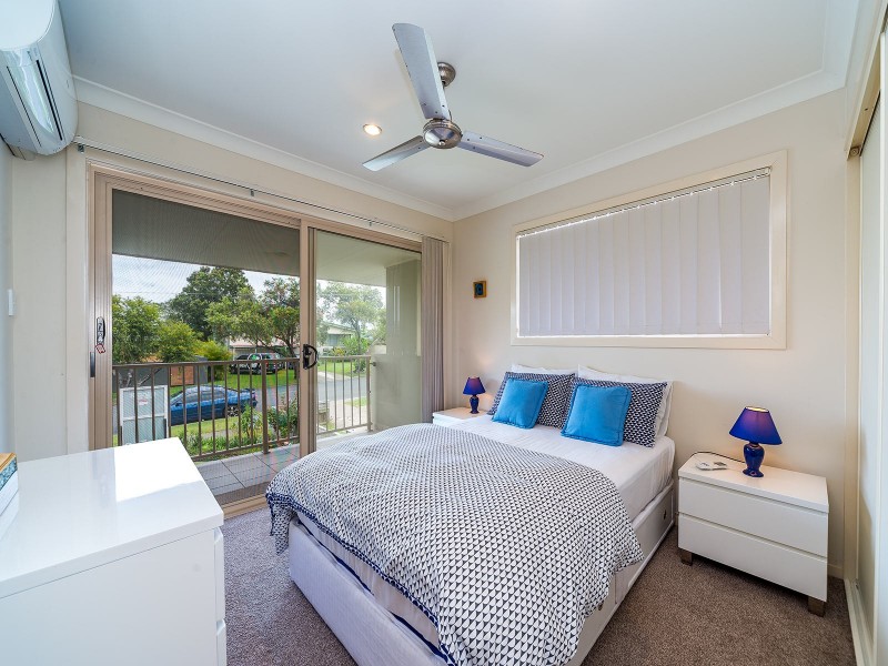 2/15 Ashbourne Terrace, Biggera Waters QLD 4216
