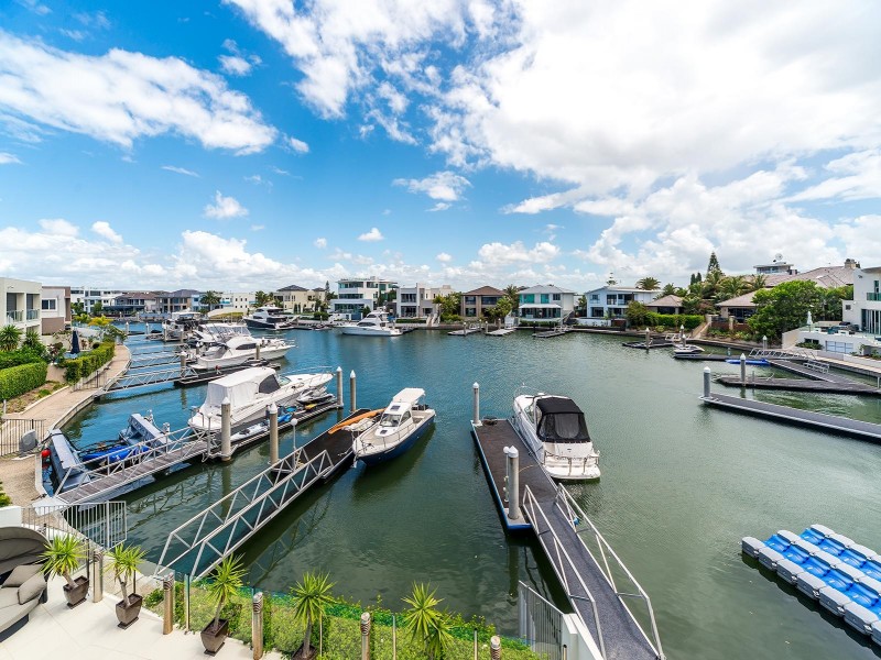 64 The Sovereign Mile, Paradise Point QLD 4216