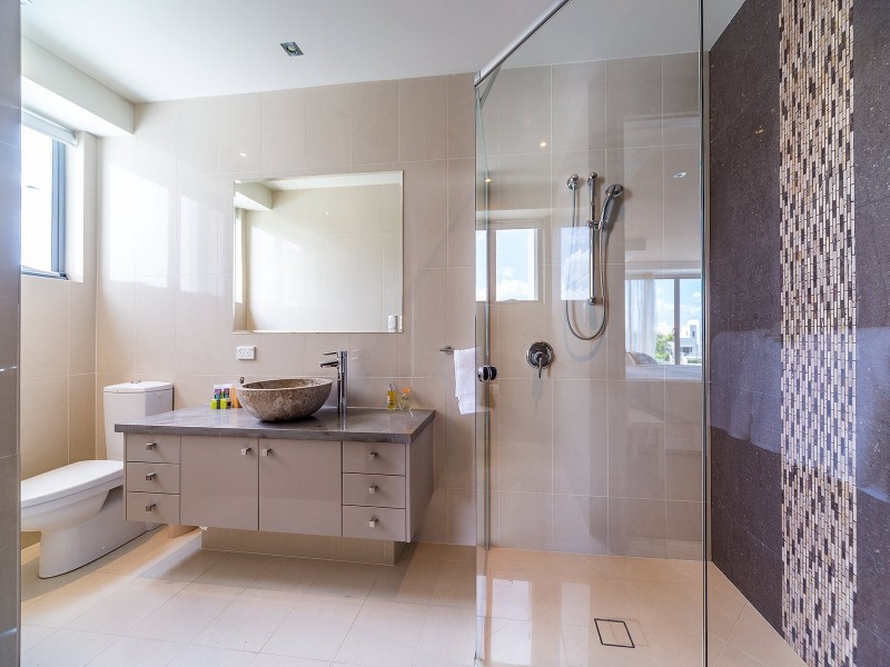 64 The Sovereign Mile, Paradise Point QLD 4216