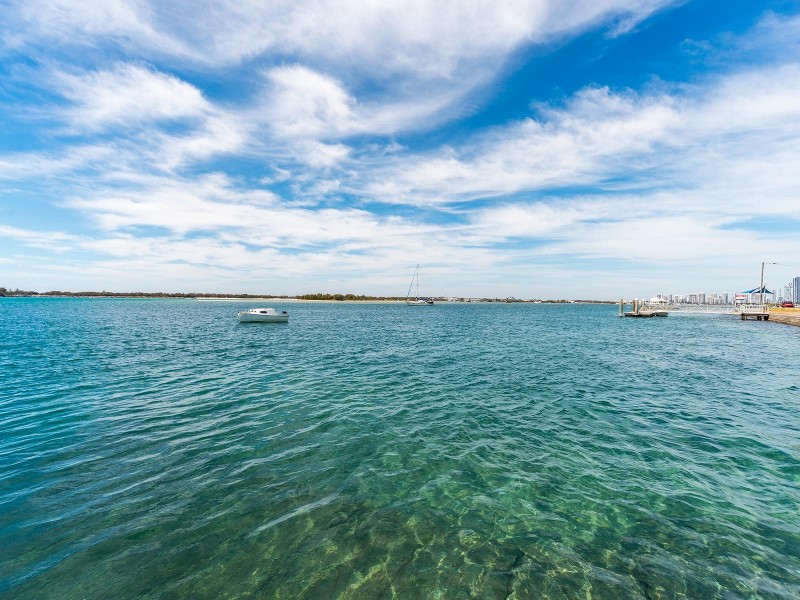 16/10 Bath Street, Labrador QLD 4215