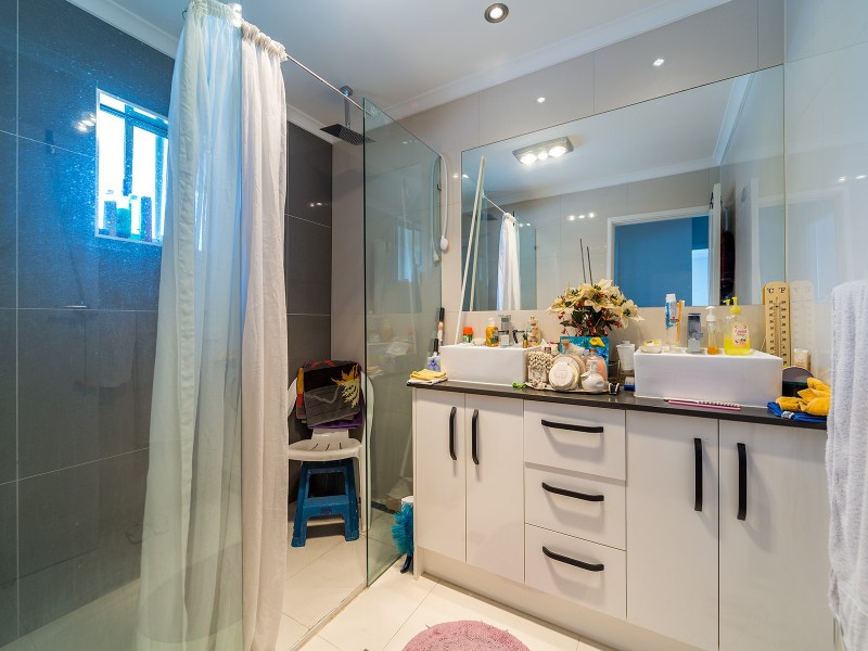 26 Morala Avenue, Runaway Bay QLD 4216