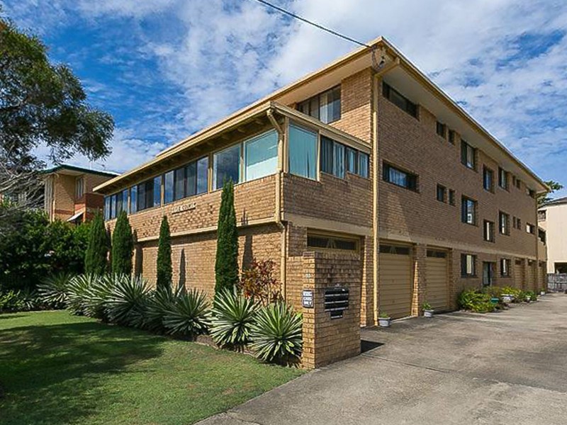 2/53 Bayview Street, Runaway Bay QLD 4216