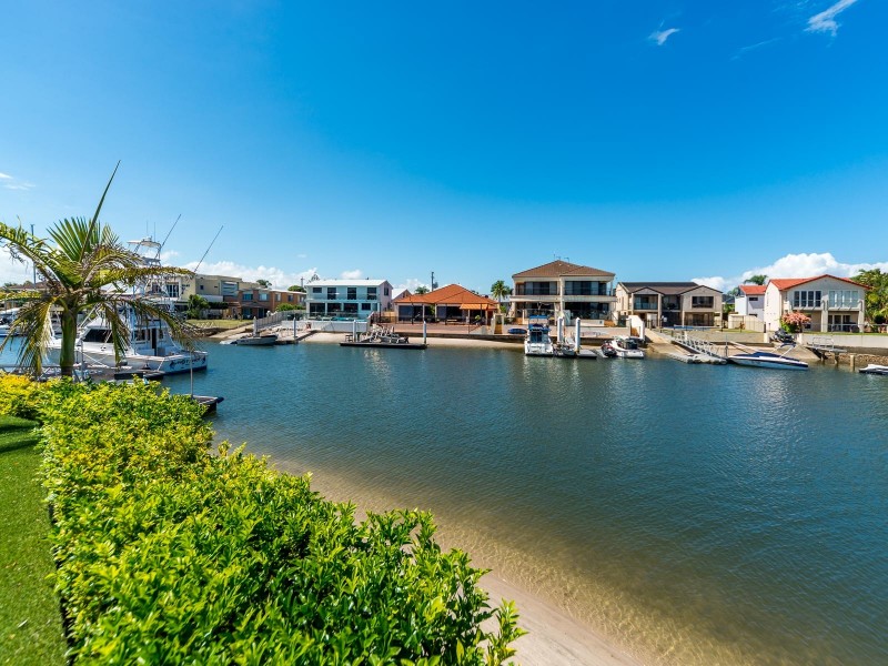 5A Huon Crescent, Runaway Bay QLD 4216