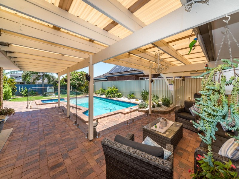 40 Limetree Parade, Runaway Bay QLD 4216