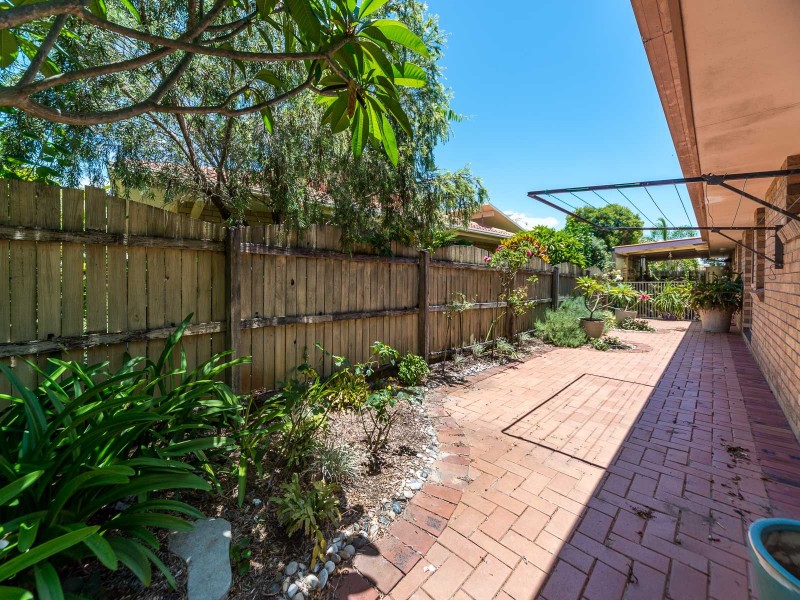 40 Limetree Parade, Runaway Bay QLD 4216