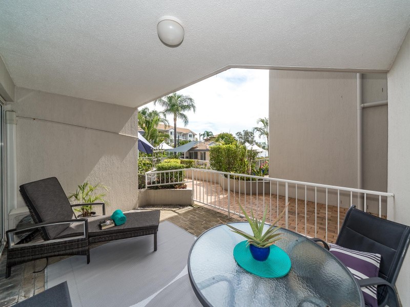 6/6 Back Street, Biggera Waters QLD 4216