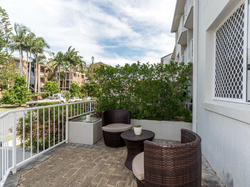 6/6 Back Street, Biggera Waters QLD 4216