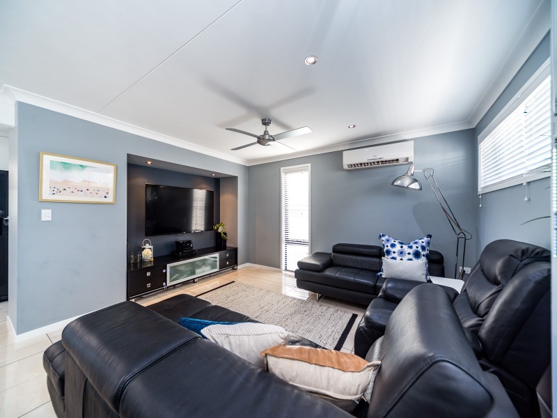 1 Mulkarra Street, Biggera Waters QLD 4216