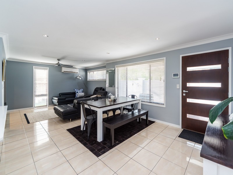 1 Mulkarra Street, Biggera Waters QLD 4216