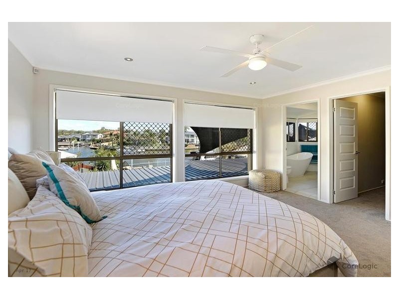 112 Pebble Beach Drive, Runaway Bay QLD 4216