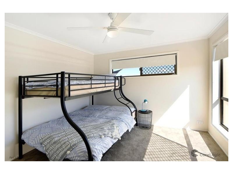 112 Pebble Beach Drive, Runaway Bay QLD 4216