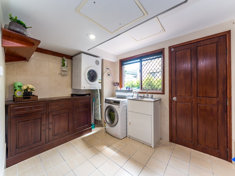 112 Sheehan Avenue, Hope Island QLD 4212