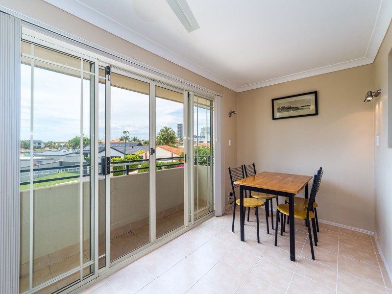 3 Greenwich Court, Runaway Bay QLD 4216