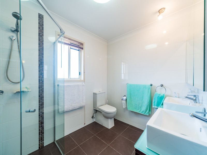 3 Greenwich Court, Runaway Bay QLD 4216
