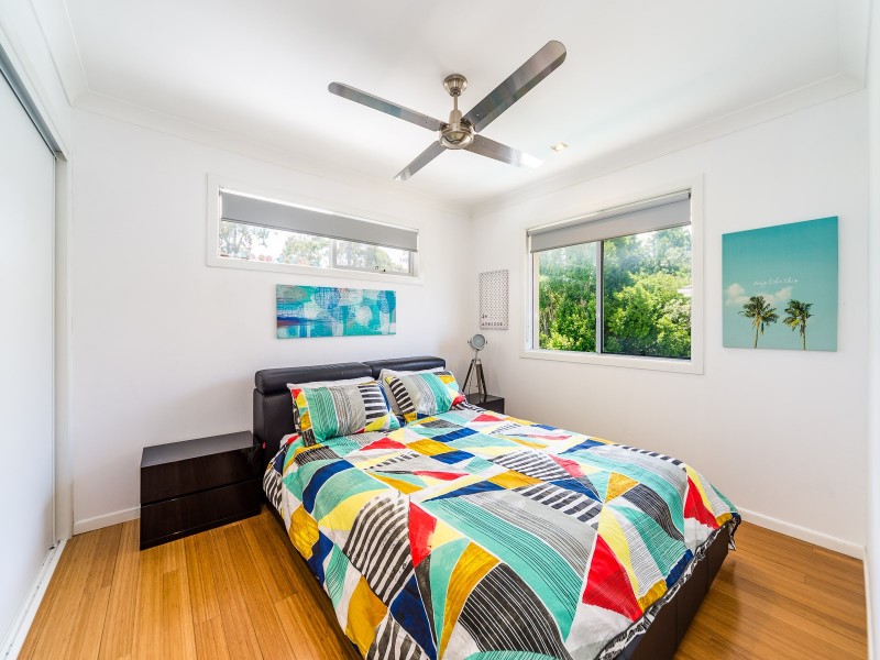 92 Compass Drive, Biggera Waters QLD 4216